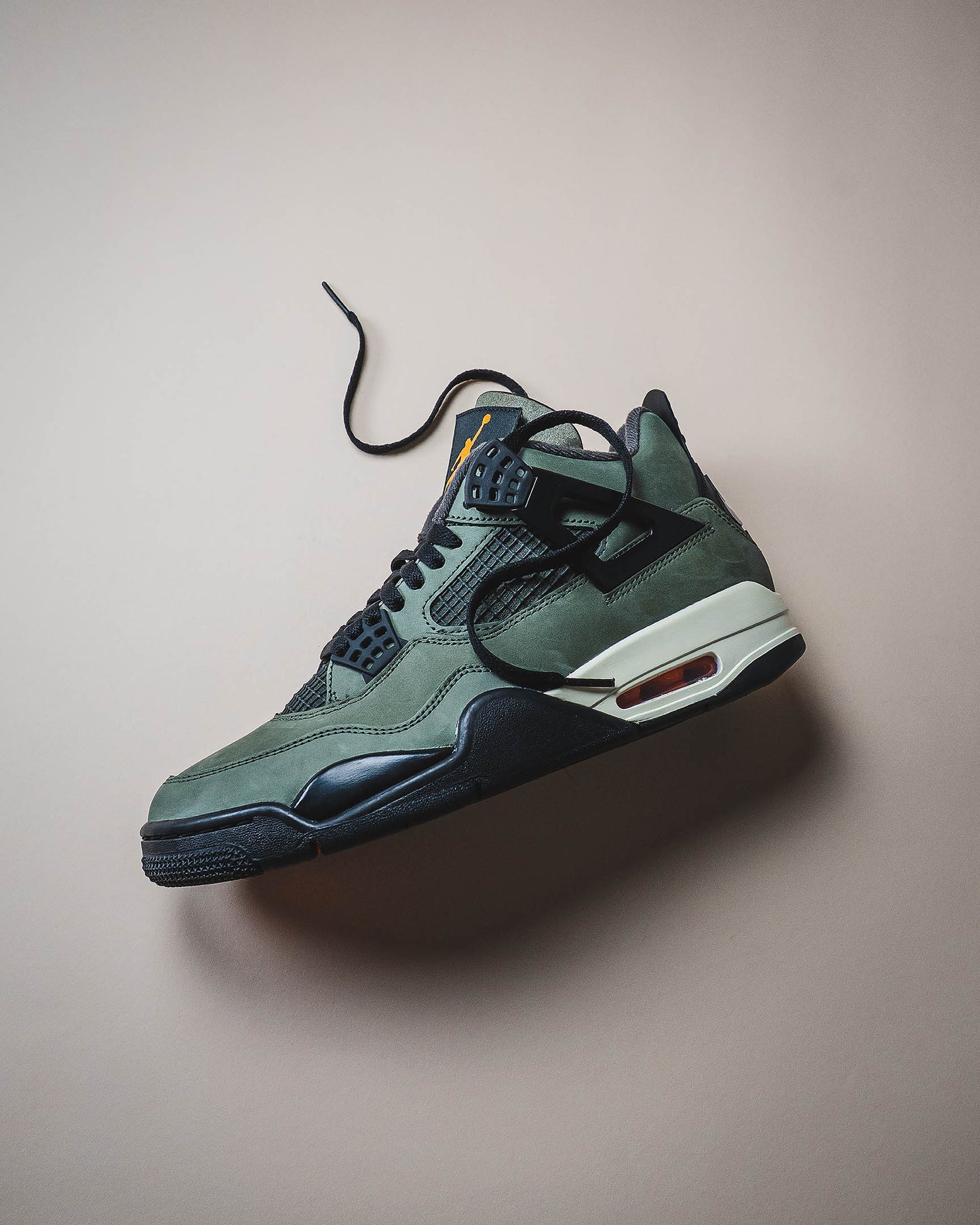 UNDEFEATED Black Lace